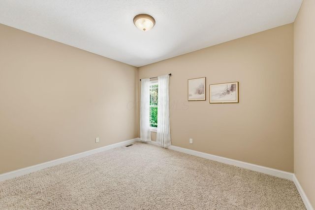 133 Pine Hills Road, Johnstown, OH 43031
