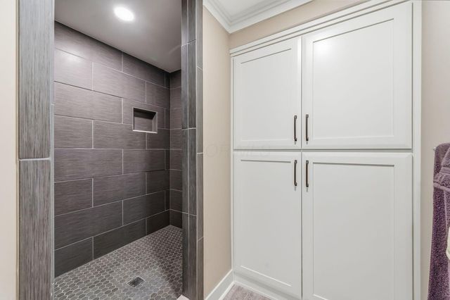 133 Pine Hills Road, Johnstown, OH 43031