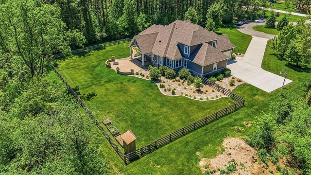133 Pine Hills Road, Johnstown, OH 43031