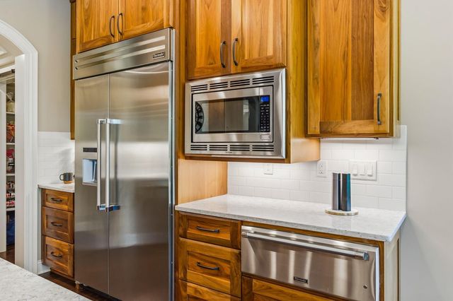 133 Pine Hills Road, Johnstown, OH 43031