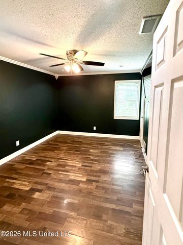 8434 Cedarbrush Drive, Southaven, MS 38671