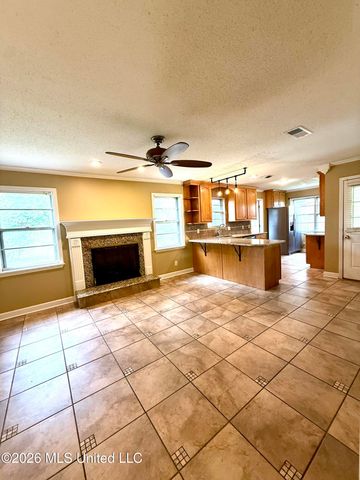 8434 Cedarbrush Drive, Southaven, MS 38671