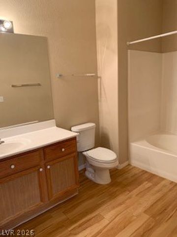 9470 Peace Way 243, Las Vegas, NV 89147