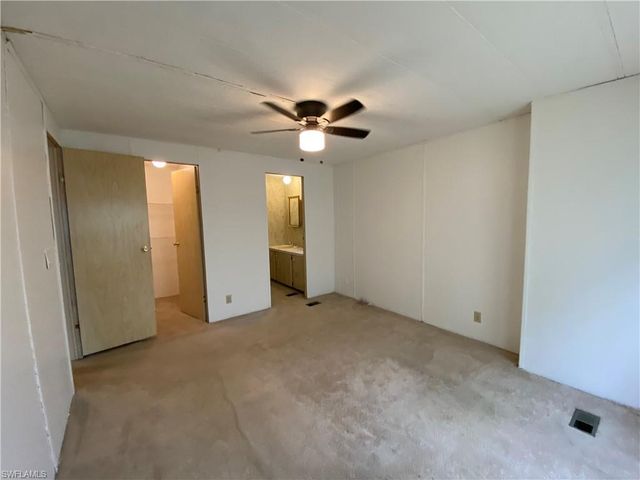 234 Lamplighter LN, North Fort Myers, FL 33917
