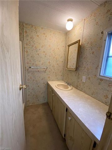 234 Lamplighter LN, North Fort Myers, FL 33917