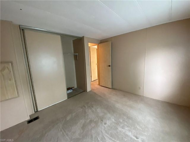 234 Lamplighter LN, North Fort Myers, FL 33917