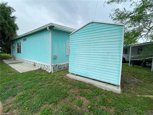 234 Lamplighter LN, North Fort Myers, FL 33917