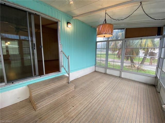 234 Lamplighter LN, North Fort Myers, FL 33917