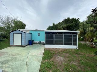234 Lamplighter LN, North Fort Myers, FL 33917