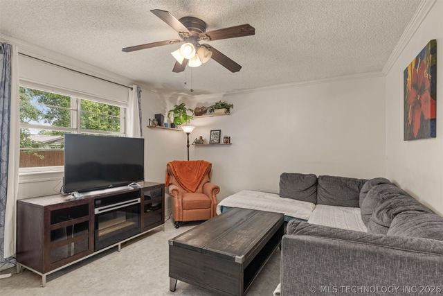11411 E 37th Place, Tulsa, OK 74146