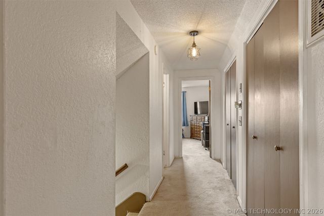 11411 E 37th Place, Tulsa, OK 74146
