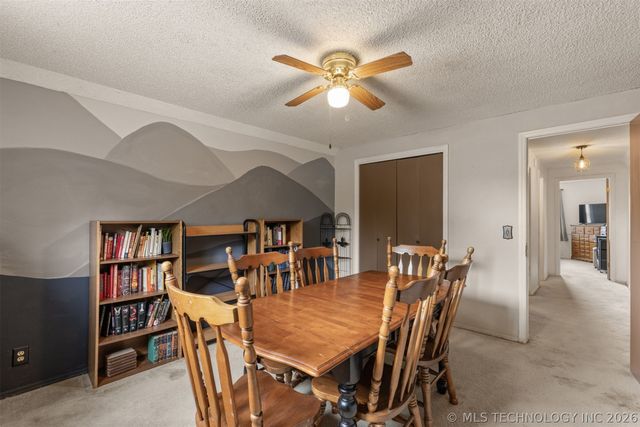 11411 E 37th Place, Tulsa, OK 74146