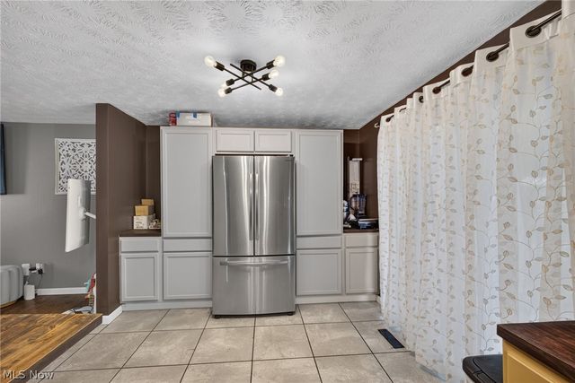 5124 Willow Crest Avenue, Austintown, OH 44515