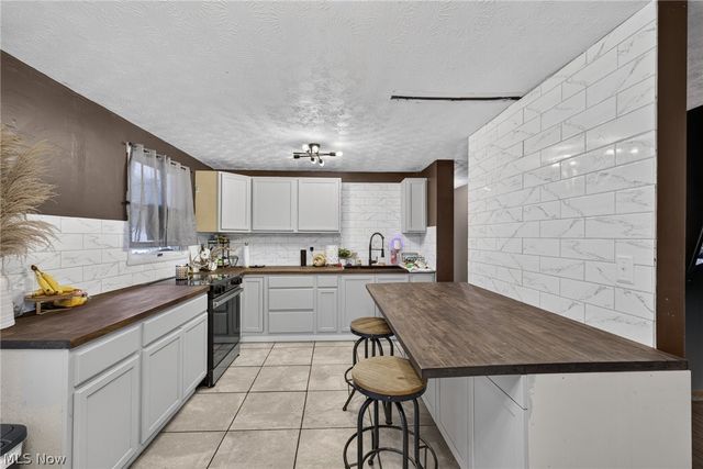 5124 Willow Crest Avenue, Austintown, OH 44515