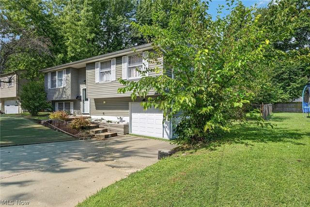 5124 Willow Crest Avenue, Austintown, OH 44515