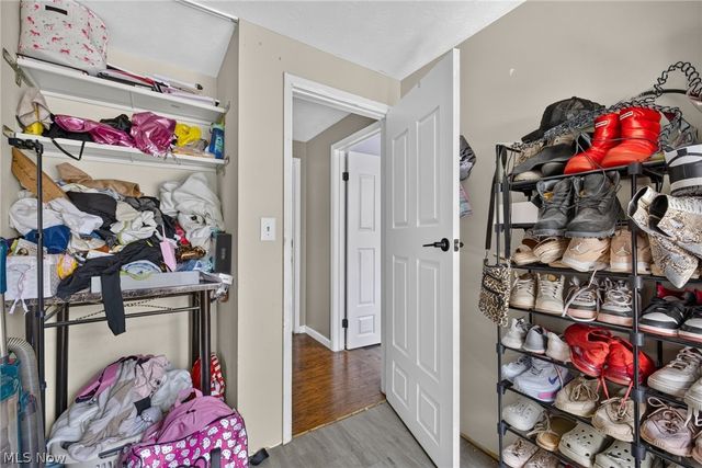 5124 Willow Crest Avenue, Austintown, OH 44515