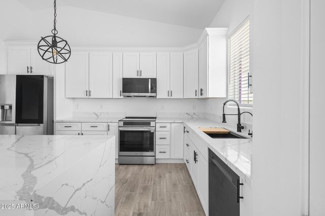 36073 W INDIAN SCHOOL Road, Tonopah, AZ 85354