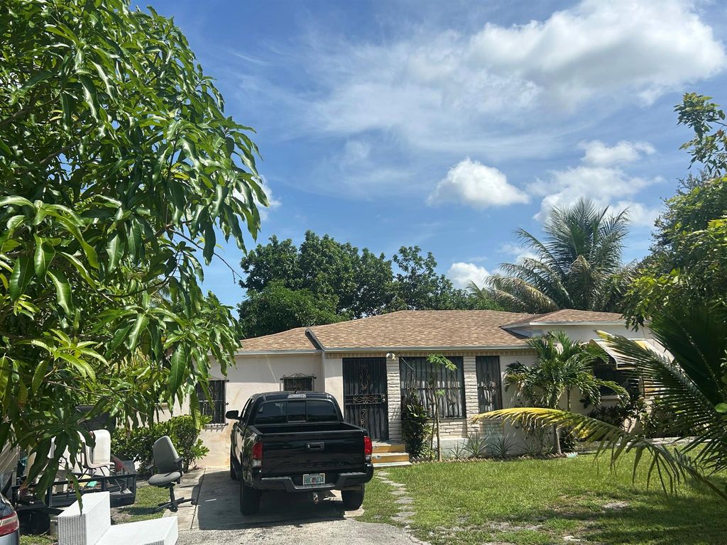 565 NW 143rd Street, Miami, FL 33168