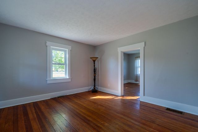 7141 Phillipsburg Union Road 7141 Phillipsburg Union Road, Brookville, OH 45309