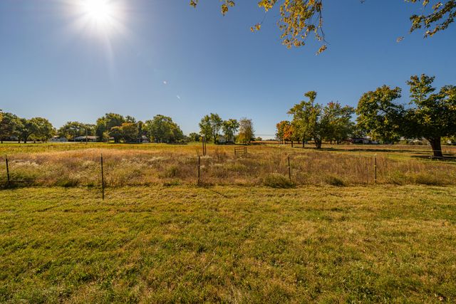 7141 Phillipsburg Union Road 7141 Phillipsburg Union Road, Brookville, OH 45309