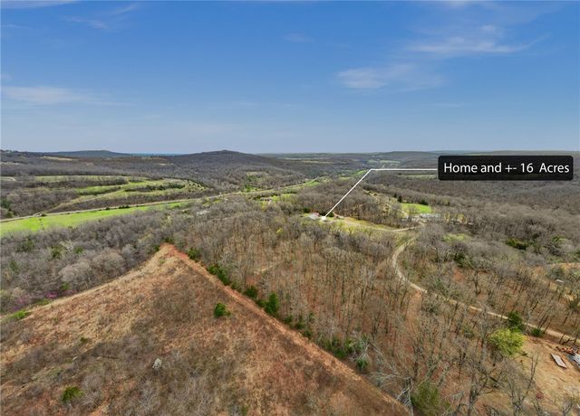 12107 Volcano Road, West Fork, AR 72774