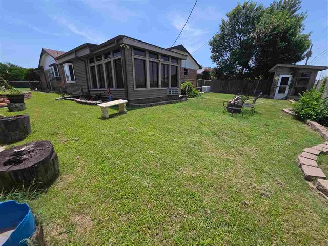1612 NW 50th St, Lawton, OK 73505