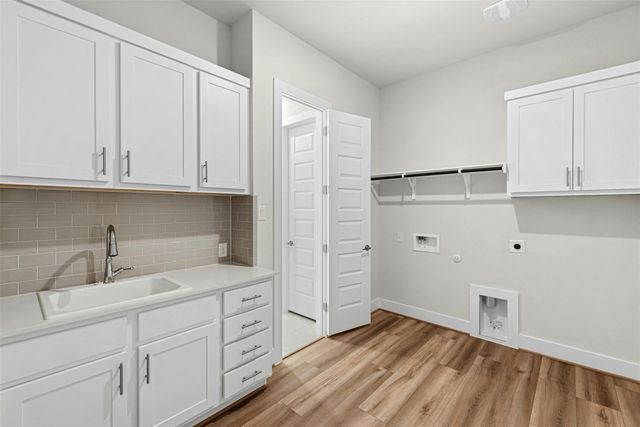 124 Irvine PASS, Liberty Hill, TX 78642