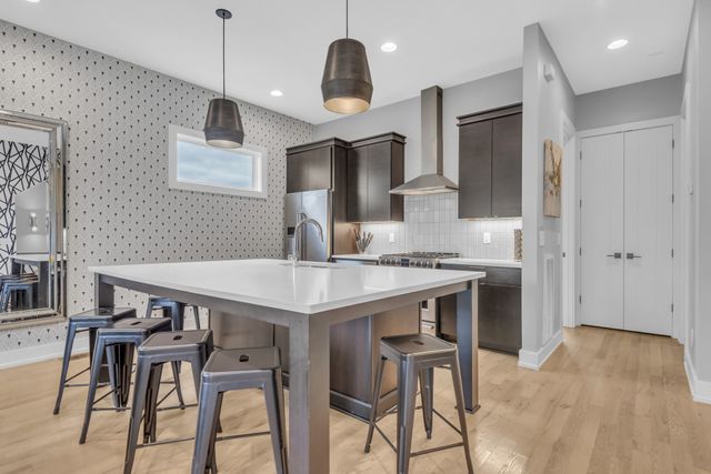 534 28th Ave, N, Nashville, TN 37209