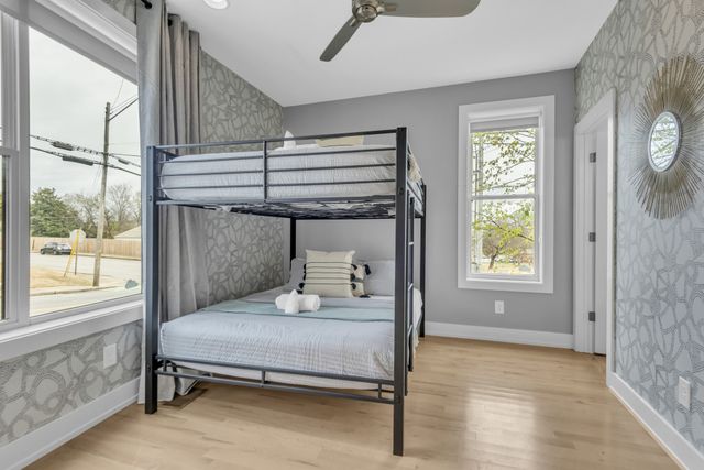 534 28th Ave, N, Nashville, TN 37209