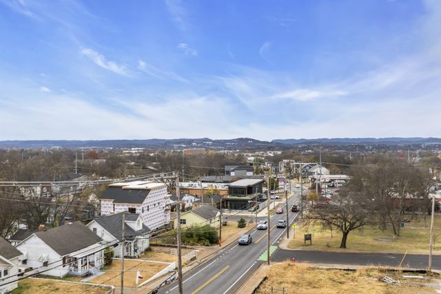 534 28th Ave, N, Nashville, TN 37209