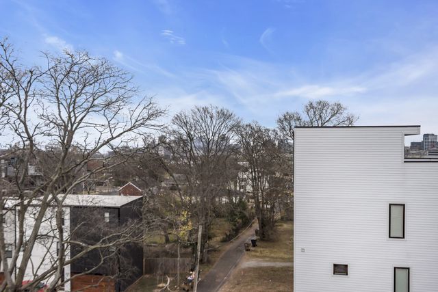 534 28th Ave, N, Nashville, TN 37209