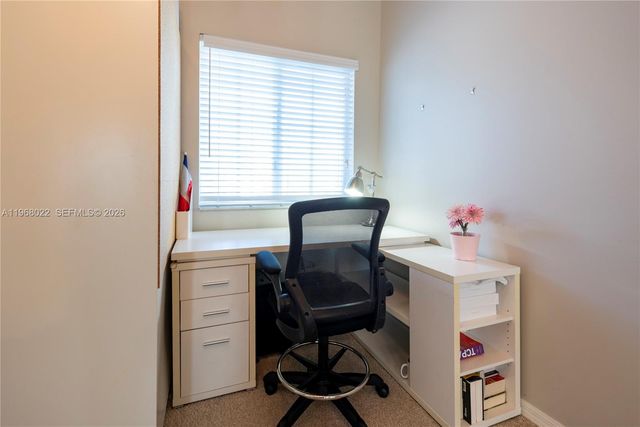 2151 NW 77th Way 203, Pembroke Pines, FL 33024