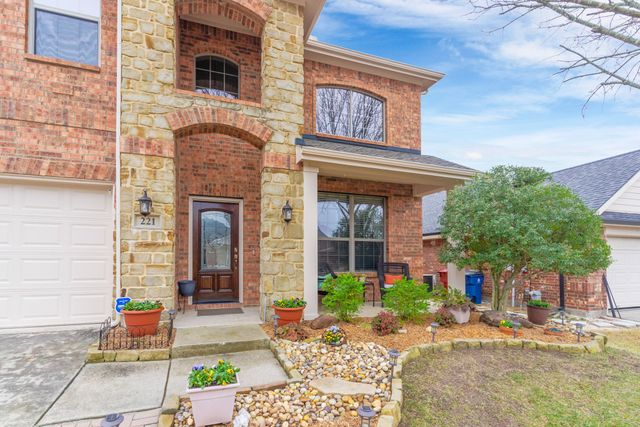 221 Villanova Drive, Van Alstyne, TX 75495