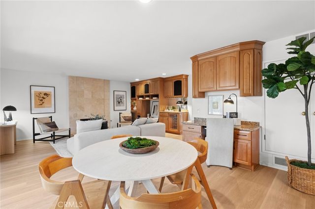 25232 Derby Circle, Laguna Hills, CA 92653
