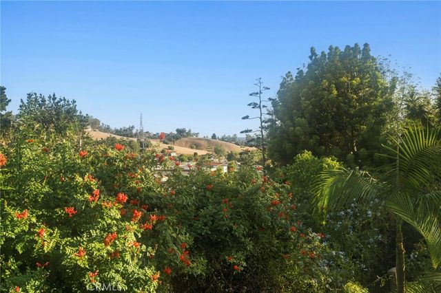 25232 Derby Circle, Laguna Hills, CA 92653