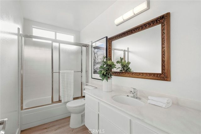 25232 Derby Circle, Laguna Hills, CA 92653