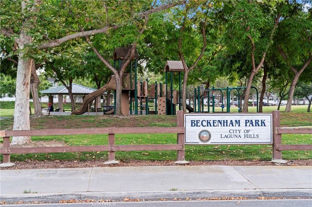 25232 Derby Circle, Laguna Hills, CA 92653