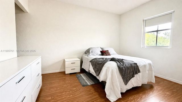 10870 NW 88th Ter 216, Doral, FL 33178