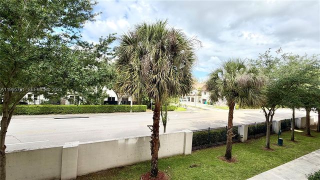 10870 NW 88th Ter 216, Doral, FL 33178