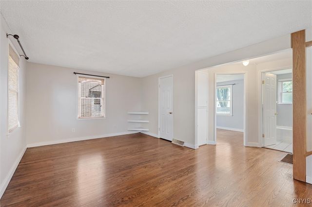 223 Leonard Street, Salina, NY 13211