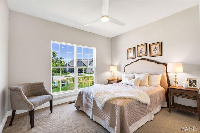 4 Challenger Court, O'fallon, MO 63366