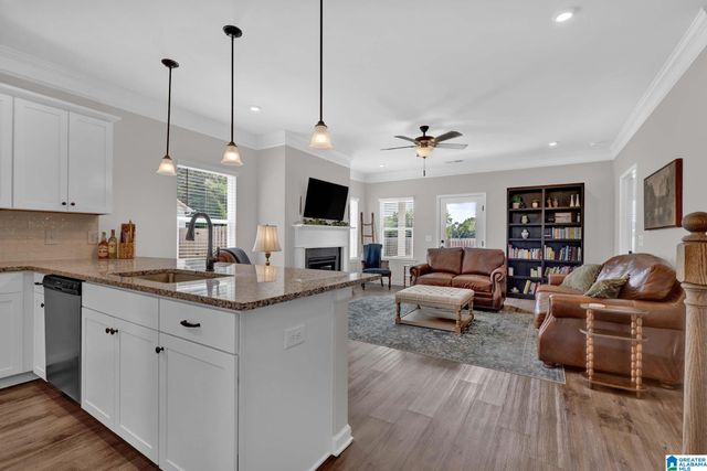 547 BRIDLEWOOD CIRCLE, Morris, AL 35116