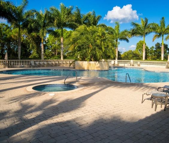 4466 CORSO VENETIA BOULEVARD, Venice, FL 34293