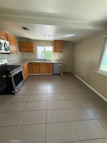 2002 Malcolm, Simi Valley, CA 93065