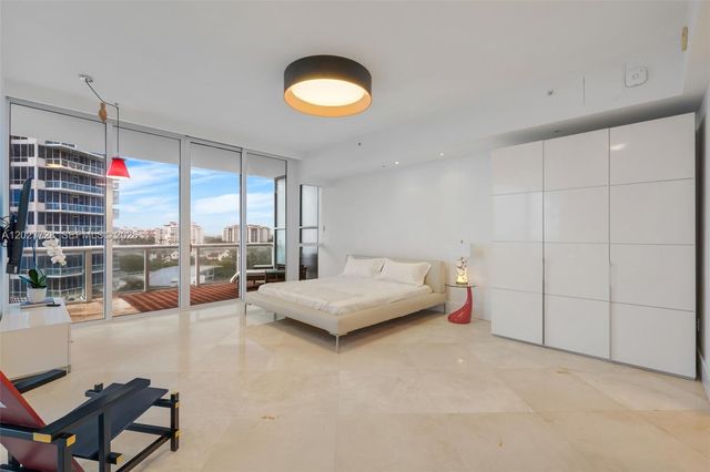 50 S Pointe Dr 903, Miami Beach, FL 33139
