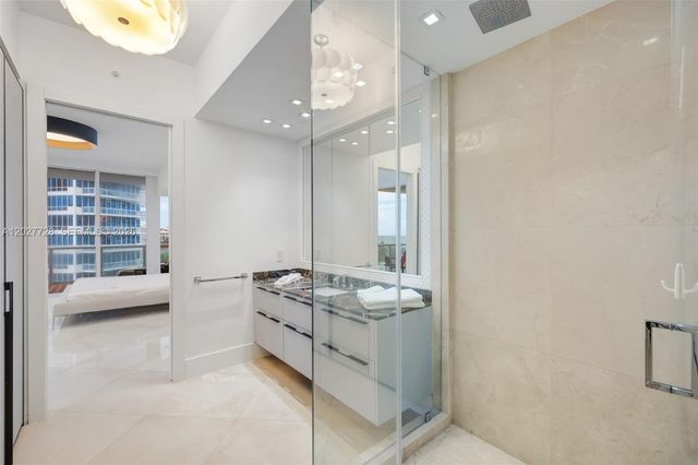 50 S Pointe Dr 903, Miami Beach, FL 33139