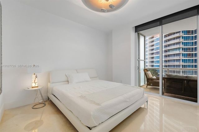 50 S Pointe Dr 903, Miami Beach, FL 33139