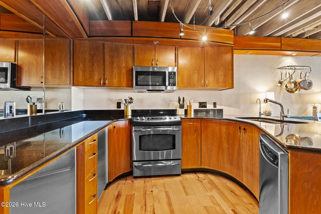 101 S Lumina Avenue Unit 9, Wrightsville Beach, NC 28480