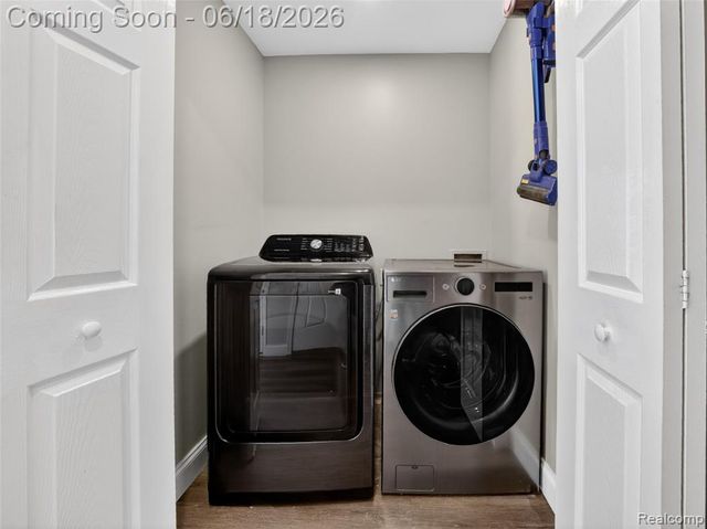45925 Ashwood Lane, Macomb, MI 48044