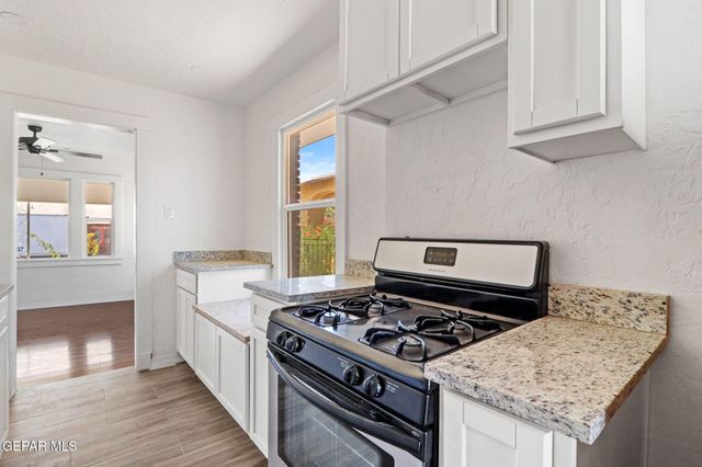 1116 N COPIA Street, El Paso, TX 79903